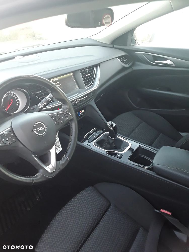 Opel Insignia - 28