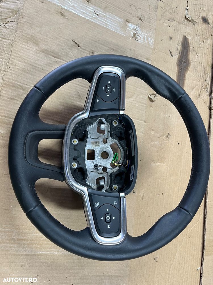 Volan Volvo xc40 2023 - 1