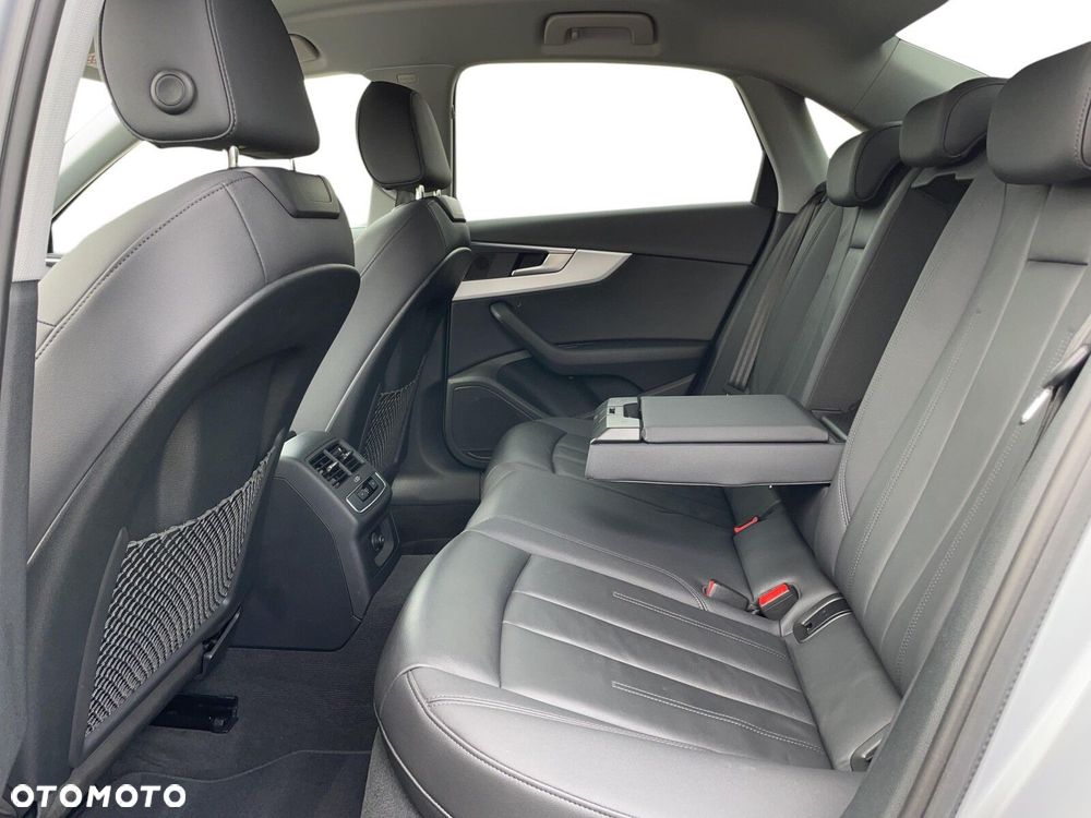 Audi A4 Limousine 35 TFSI mHEV S tronic - 13