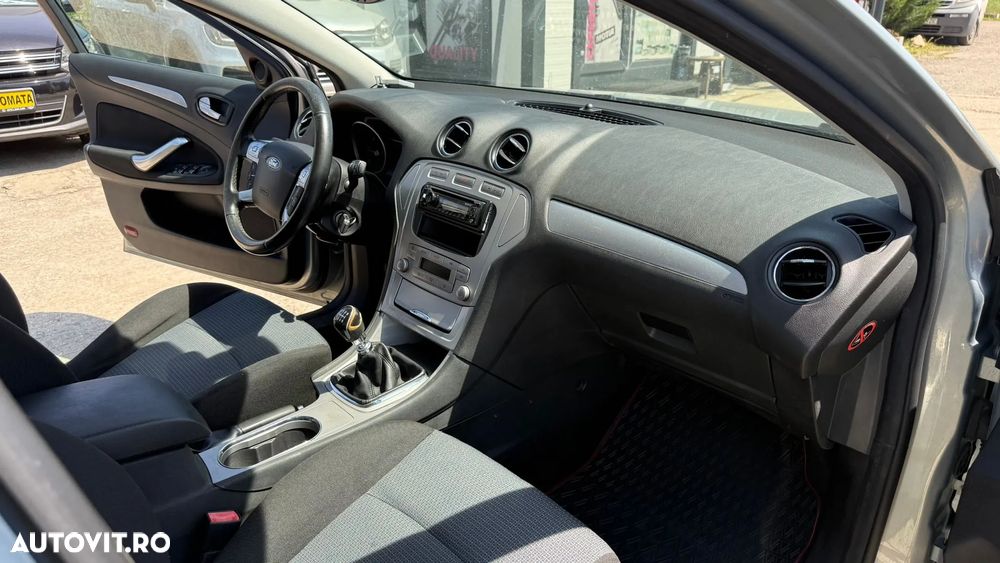 Ford Mondeo 1.8 TDCi Trend - 8