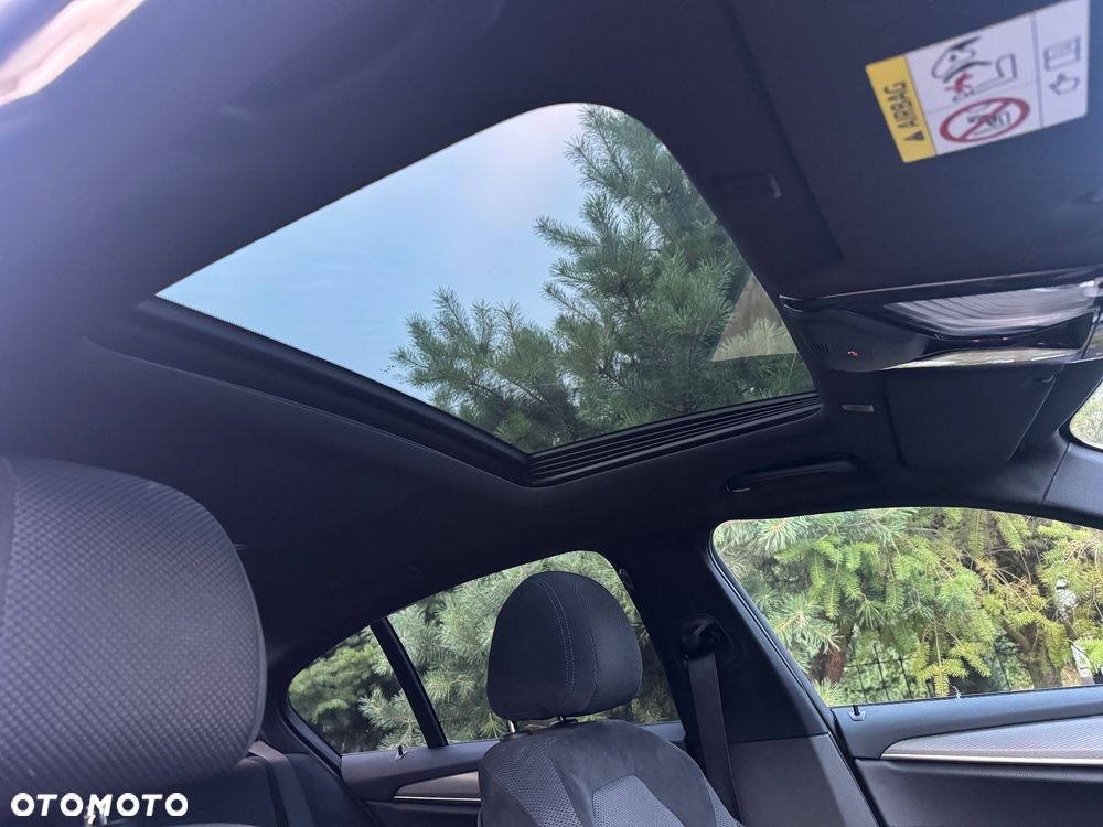 BMW Seria 5 520i M Sport sport - 15
