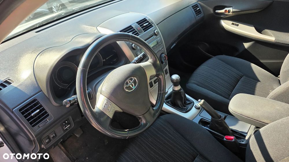 Toyota Corolla 1.4 D-4D Terra Polaris - 6