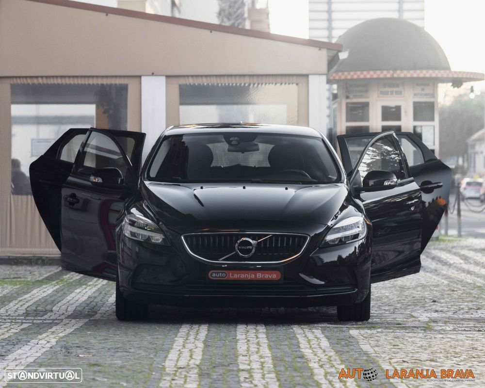 Volvo V40 D2 Kinetic - 9