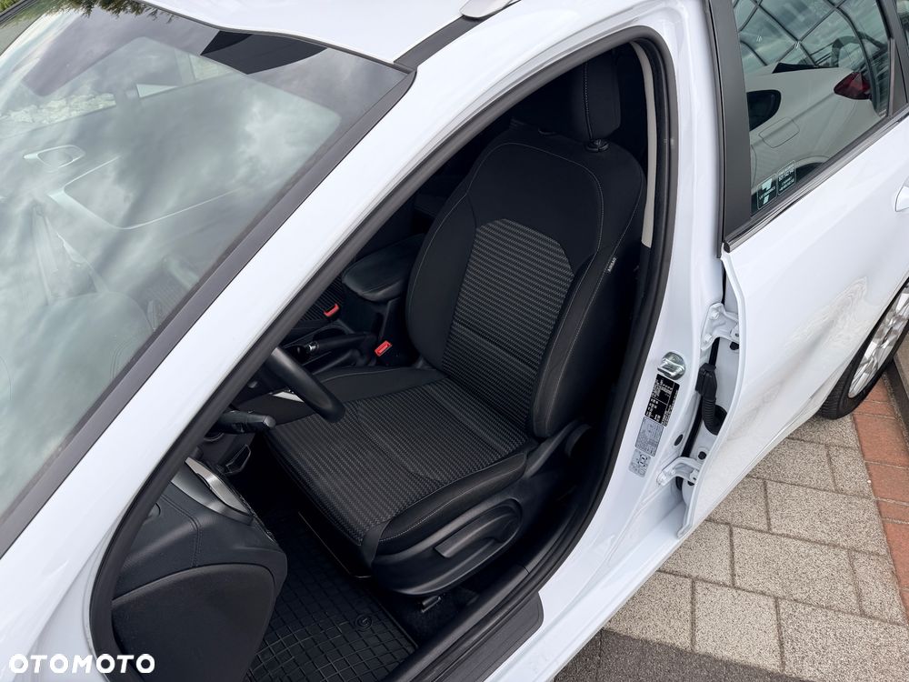 Kia Ceed 1.5 T-GDI M - 16