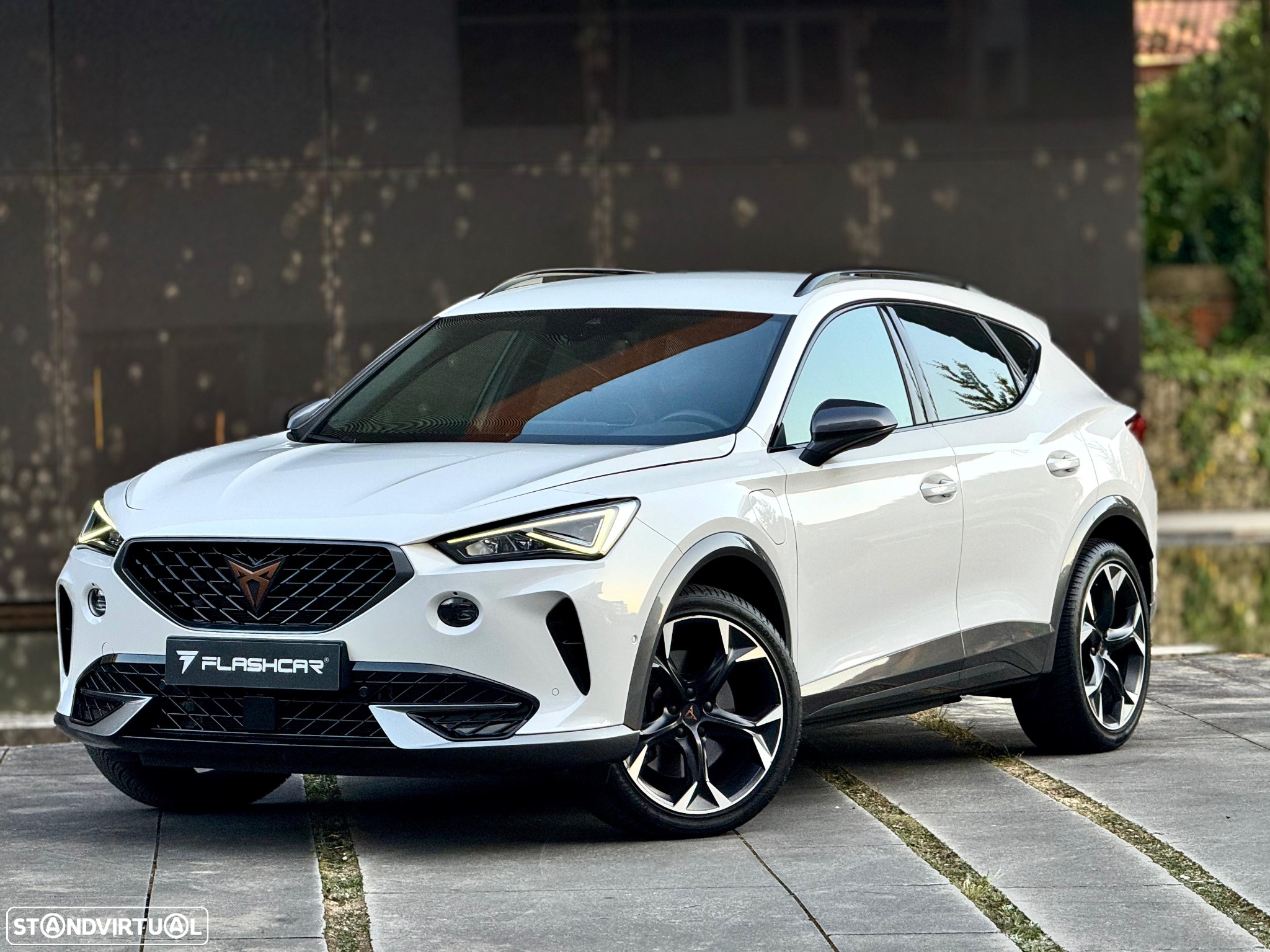 Cupra Formentor 1.4 e-Hybrid DSG VZ - 21