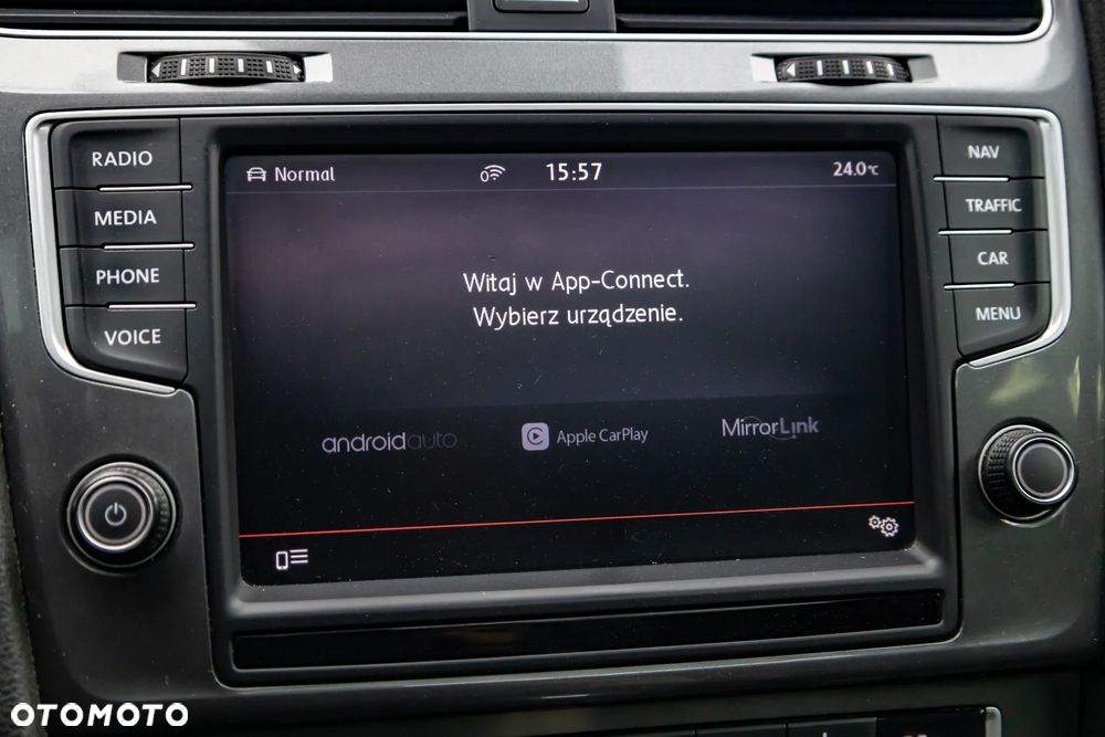 Volkswagen Golf - 20