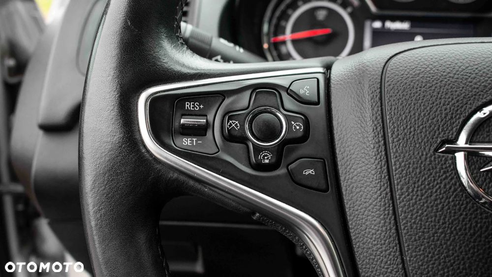 Opel Insignia 1.4 T S&S - 14