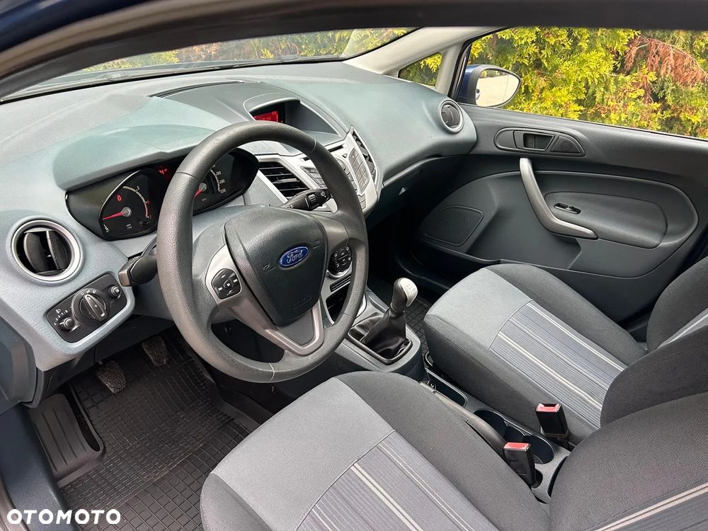 Ford Fiesta 1.25 Ambiente - 19