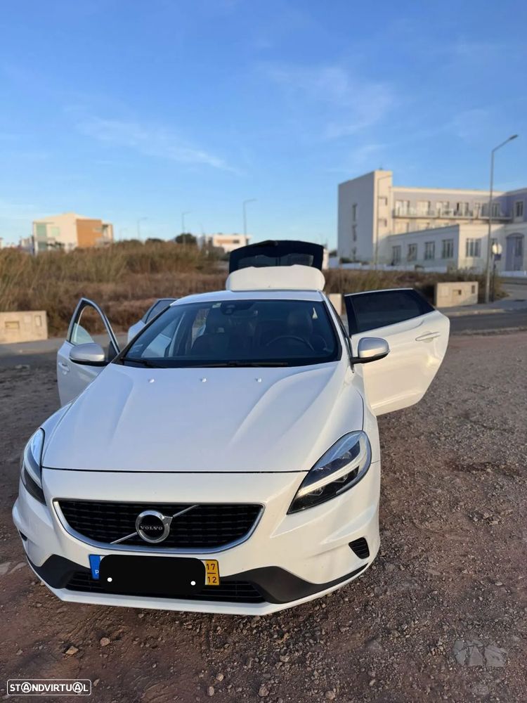 Volvo V40 2.0 D2 R-Design - 4