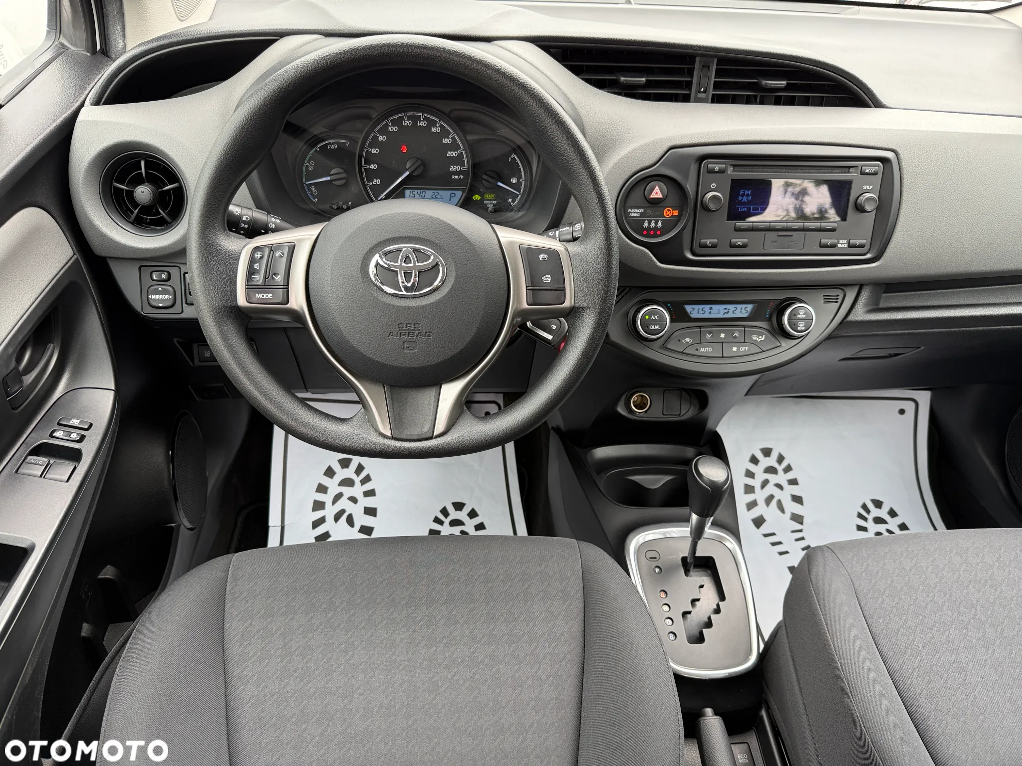 Toyota Yaris - 7