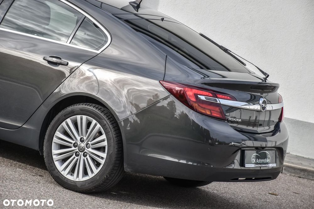 Opel Insignia 1.6 T Cosmo EU6 - 11
