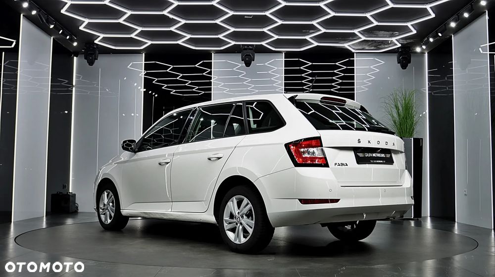Skoda Fabia 1.0 TSI Ambition - 5