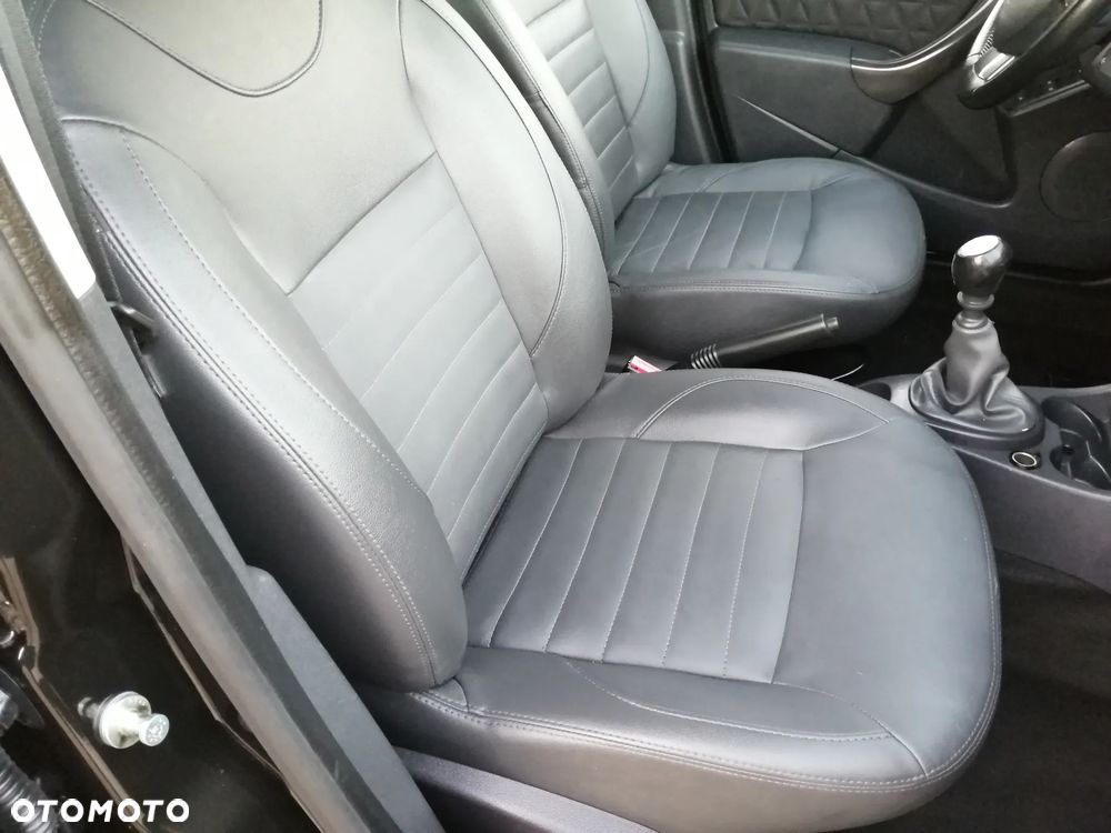 Dacia Duster 1.2 TCe Laureate S&S EU6 - 27