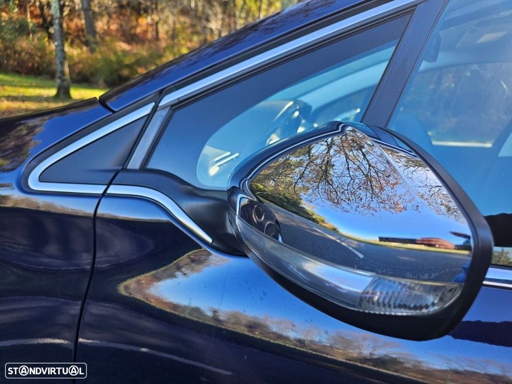 Peugeot 208 1.6 BlueHDi Allure - 4