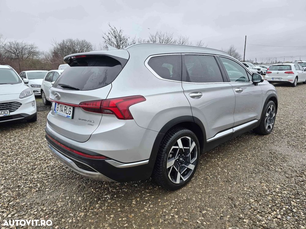 Hyundai Santa Fe - 3