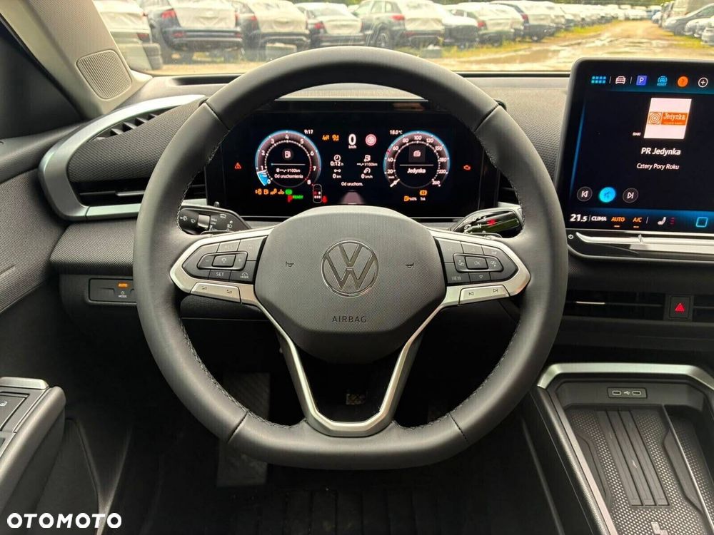 Volkswagen T-Roc - 14