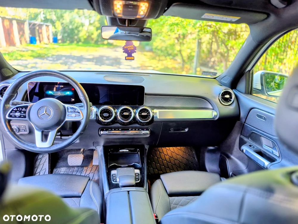Mercedes-Benz GLB 200 7G-DCT - 8