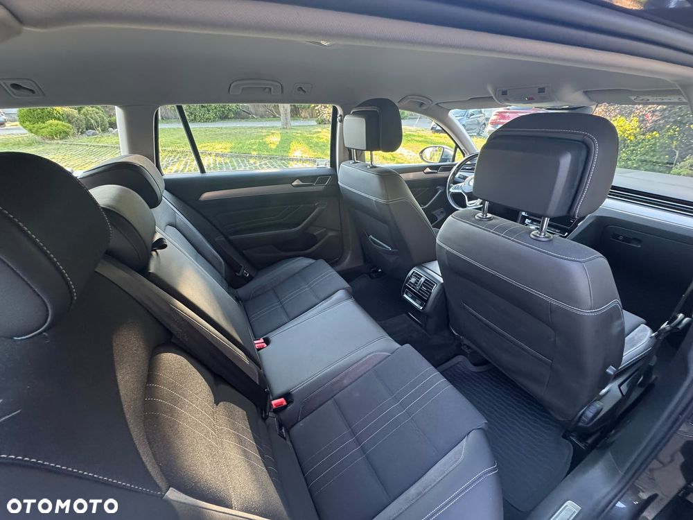 Volkswagen Passat Alltrack - 13