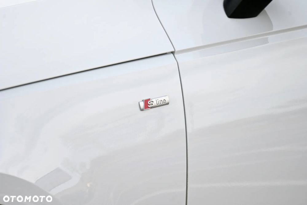 Audi A4 Avant 2.0 TDI Quattro Sport - 12