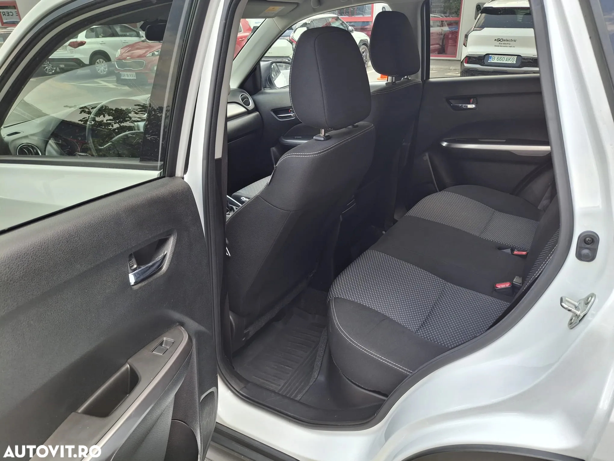 Suzuki Vitara 1.4 Boosterjet MHEV Passion - 26