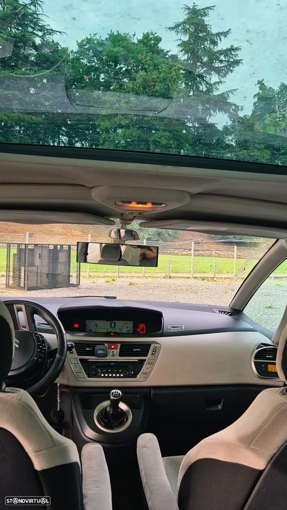 Citroën C4 Grand Picasso 1.6 HDi FAP 7L Exclusive - 1
