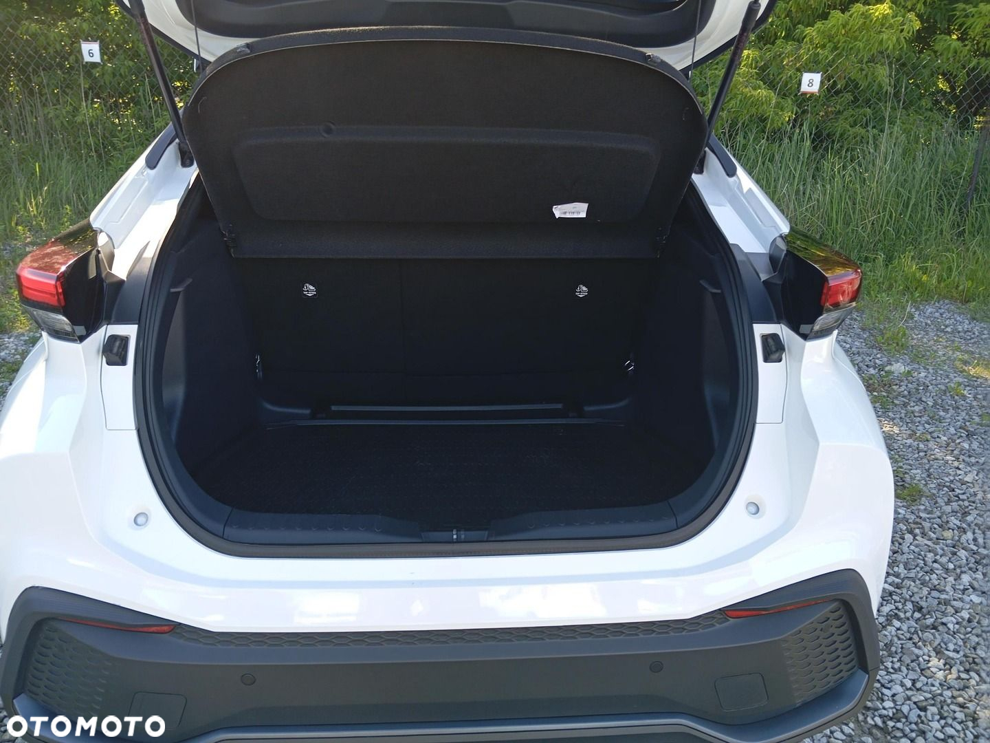 Toyota C-HR - 22