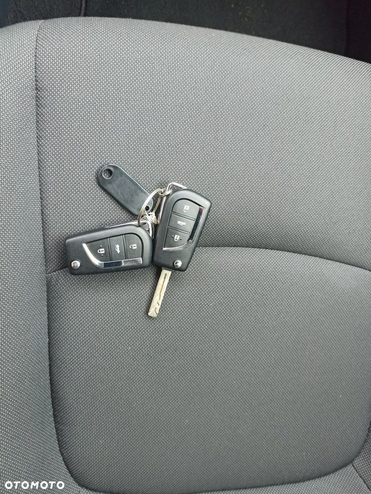 Toyota Corolla 1.5 Comfort - 22