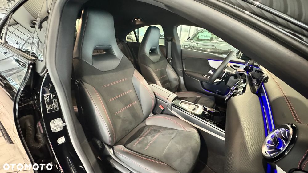 Mercedes-Benz CLA 200 mHEV AMG Line 7G-DCT - 33