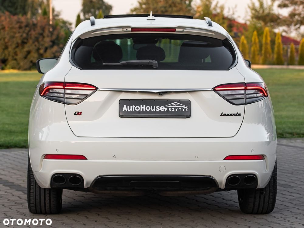 Maserati Levante Granlusso - 9