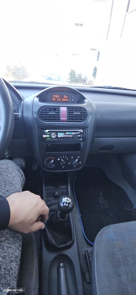 Opel Corsa 1.0 12V - 6