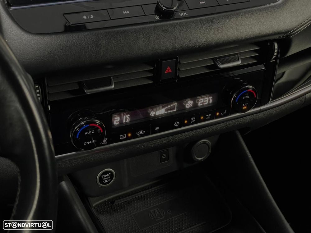 Nissan Qashqai 1.3 DIG-T Acenta Xtronic - 19