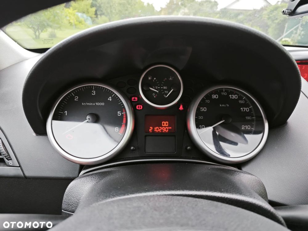 Peugeot 207 1.4 HDi Trendy - 9