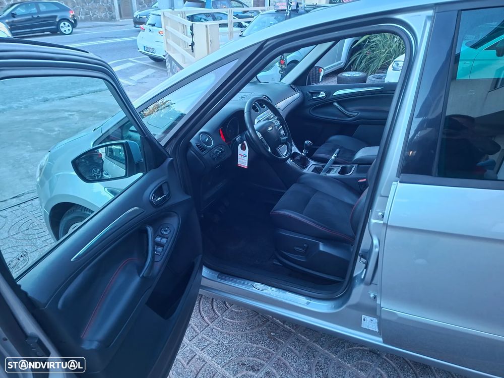Ford S-Max 2.0 TDCi DPF Titanium - 13