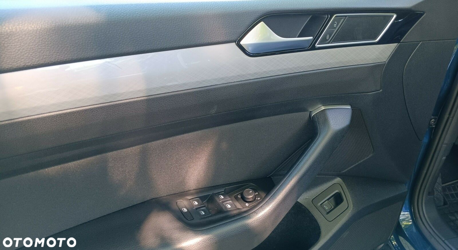 Volkswagen Passat - 17