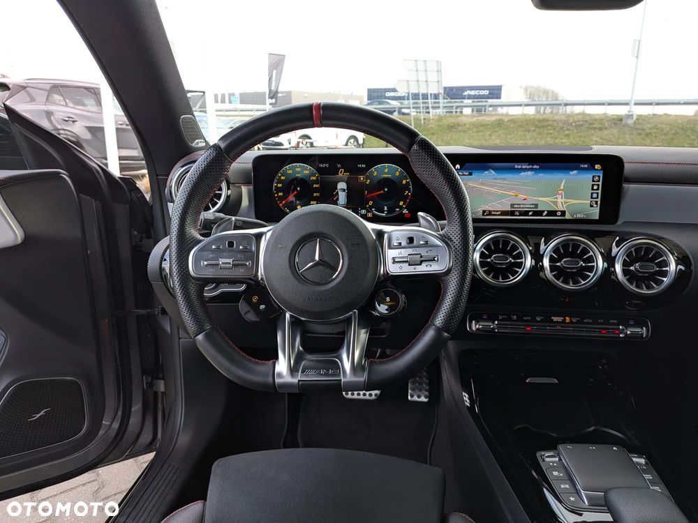 Mercedes-Benz CLA AMG 45 S 4-Matic+ 8G-DCT - 30