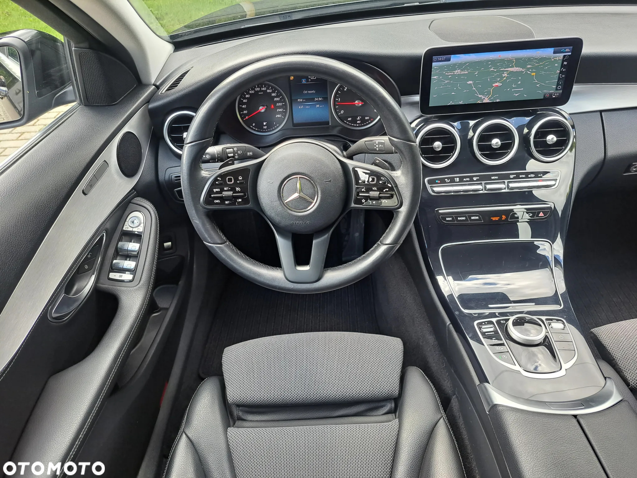 Mercedes-Benz Klasa C 220 d T 9G-TRONIC Avantgarde - 9