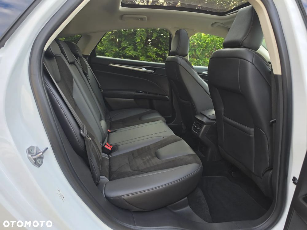 Ford Mondeo 2.0 TDCi STart-Stopp PowerShift-Aut Titanium - 37