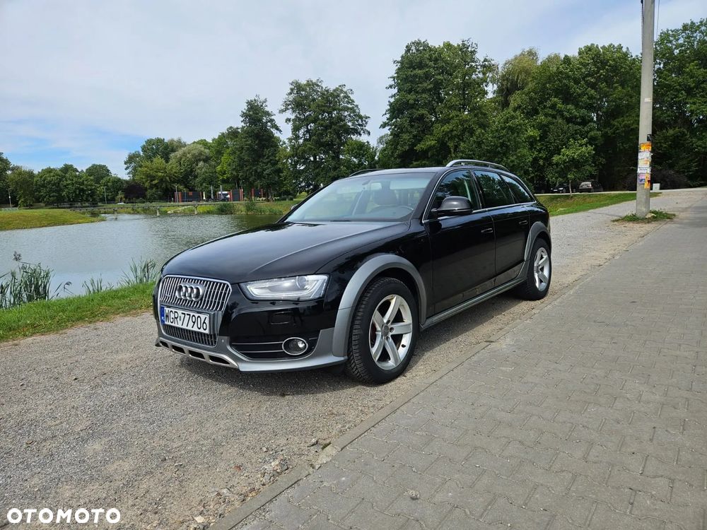 Audi A4 Allroad - 1