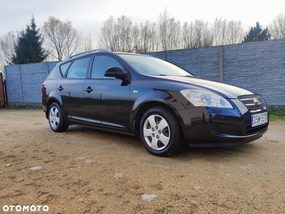 Kia Ceed 1.4 CVVT Attract - 37