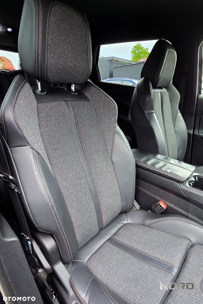 Peugeot 5008 THP 165 EAT6 Stop & Start Allure - 28