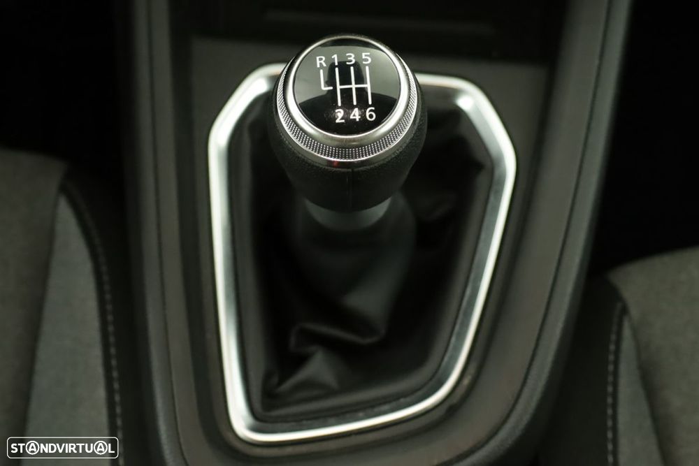 Mitsubishi Colt 1.0 MPI-T Invite - 13