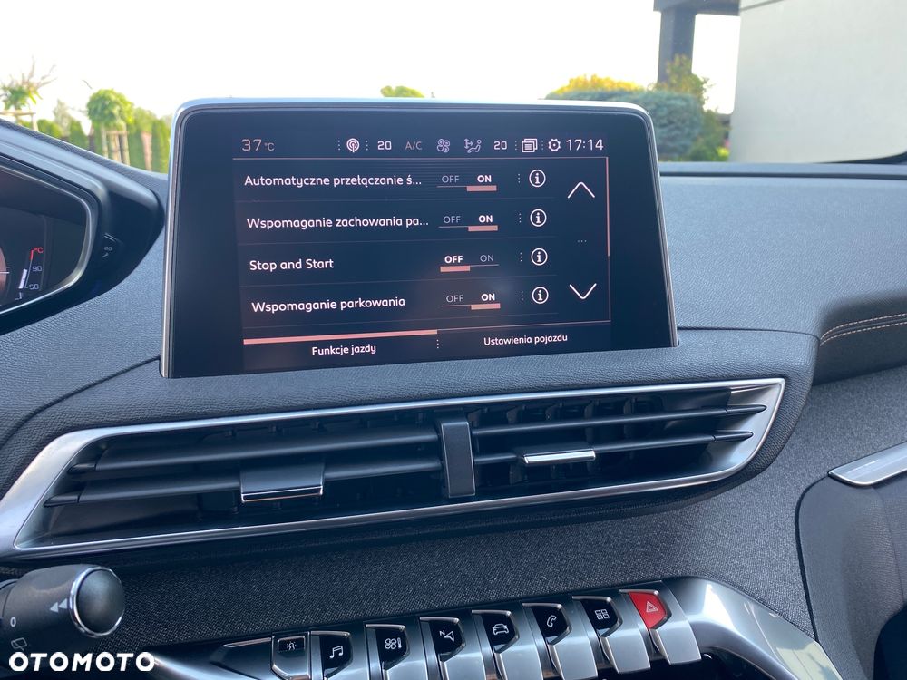 Peugeot 3008 1.2 PureTech Allure S&S - 16