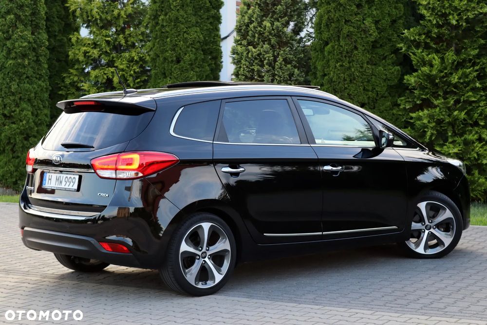 Kia Carens 1.7 CRDi L 7os - 12