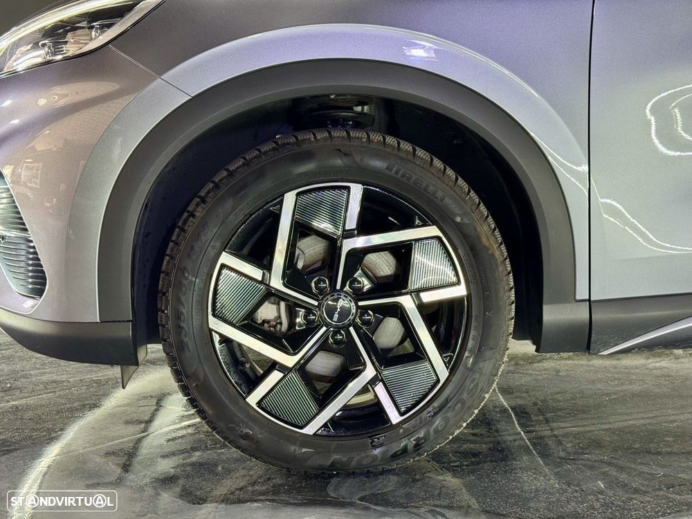 BYD Atto 3 - 4