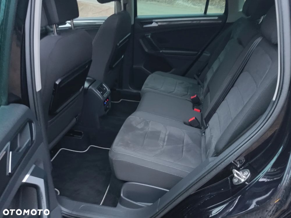 Volkswagen Tiguan 2.0 TDI SCR R-Line - 24
