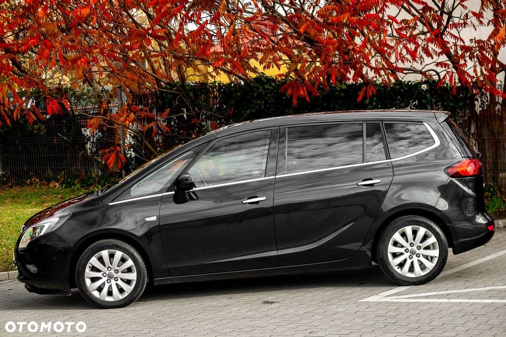 Opel Zafira 1.4 T Cosmo EU6 - 9