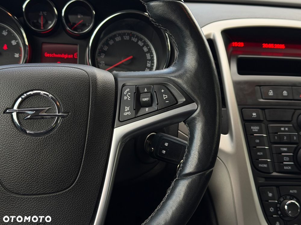Opel Astra 1.4 Turbo - 17