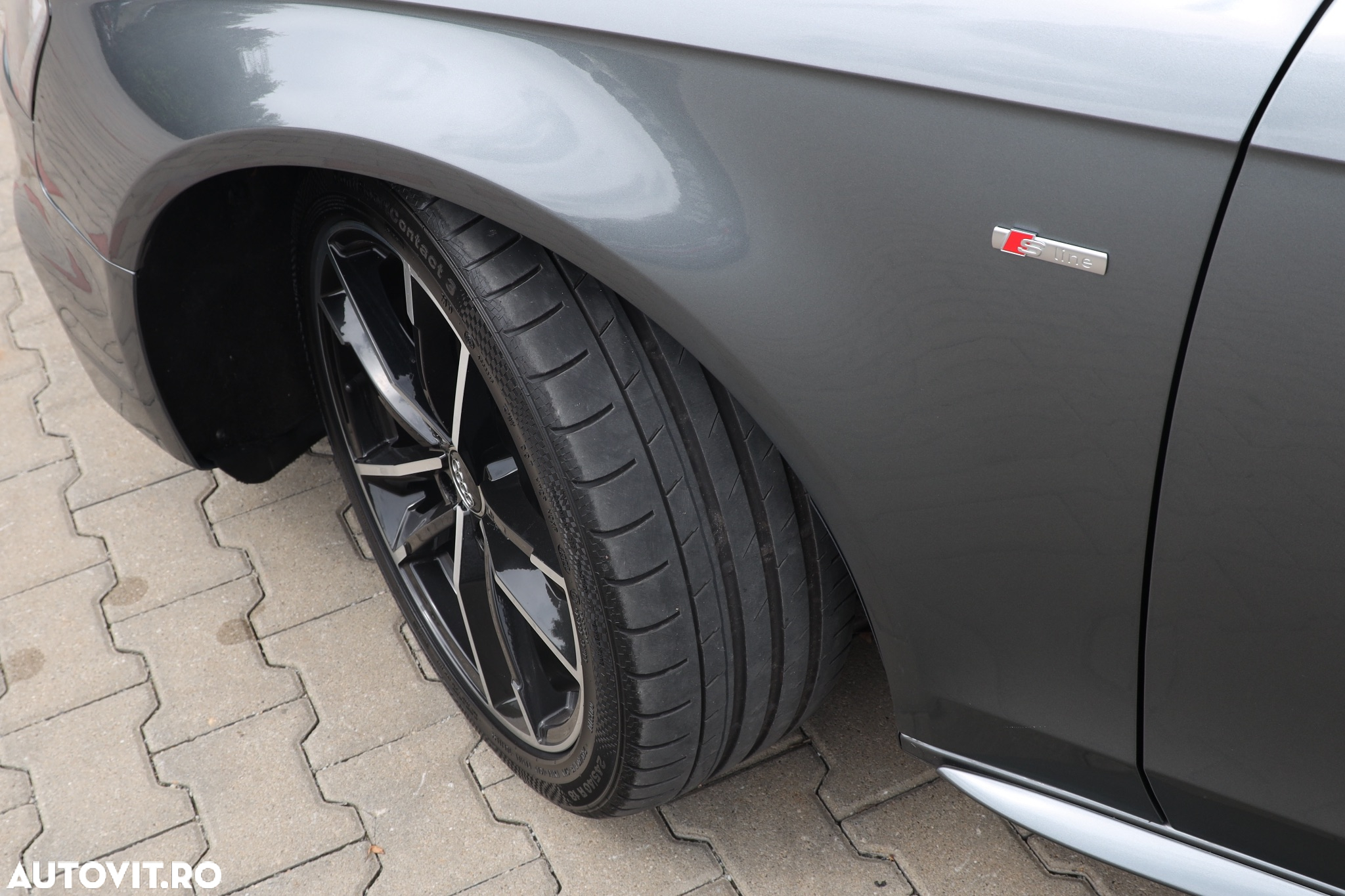Audi A4 2.0 TDI DPF S line Sportpaket - 33