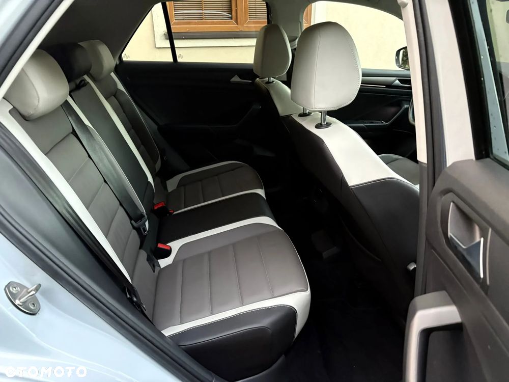 Volkswagen T-Roc 1.5 TSI ACT OPF DSG Sport - 14