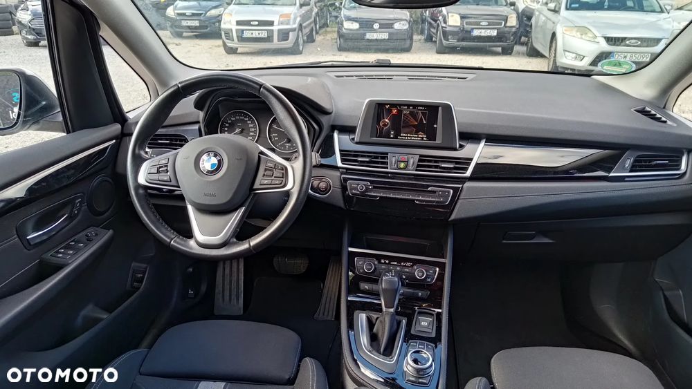 BMW Seria 2 220d Sport-Aut Sport Line - 17